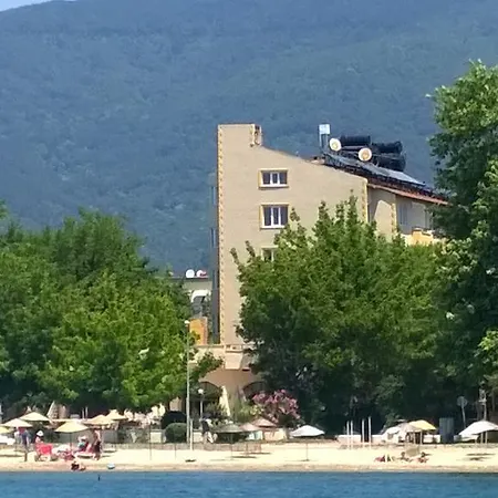 Arteka Hotel