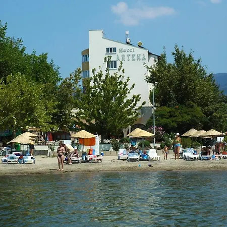 Arteka فندق 2*